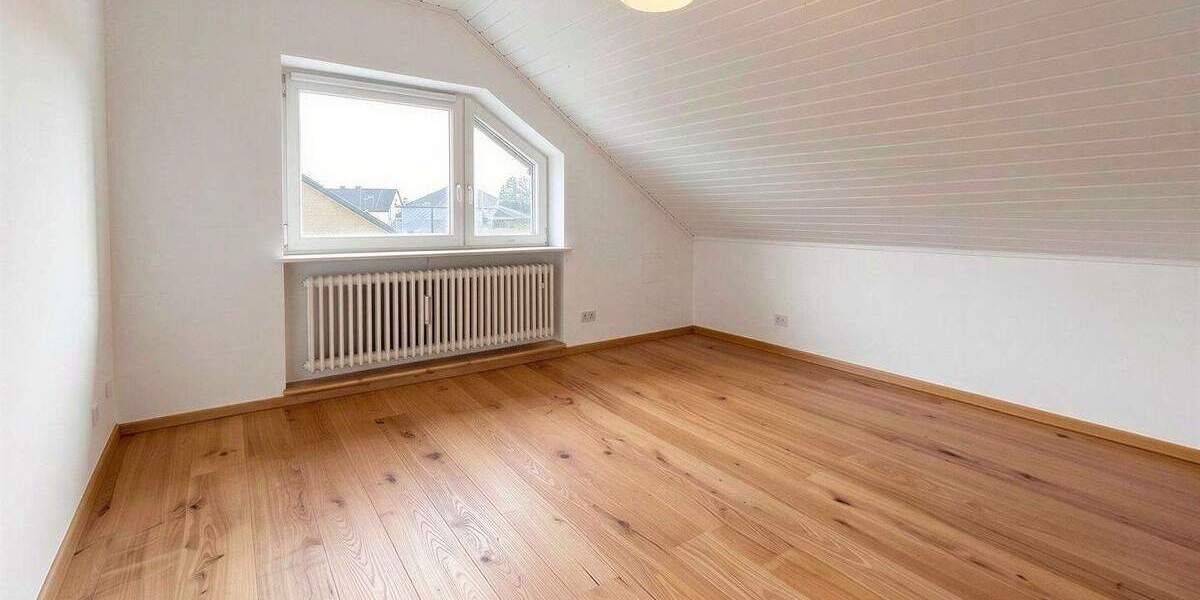 Einfamilienhaus Hockenheim - 8 Zimmer, 233 m&sup2;, 825.000&euro; | Angebot:25862686