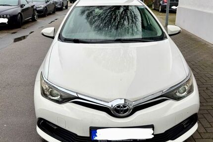 Toyota Auris 57.500 km 11.400 € Schwetzingen 68723