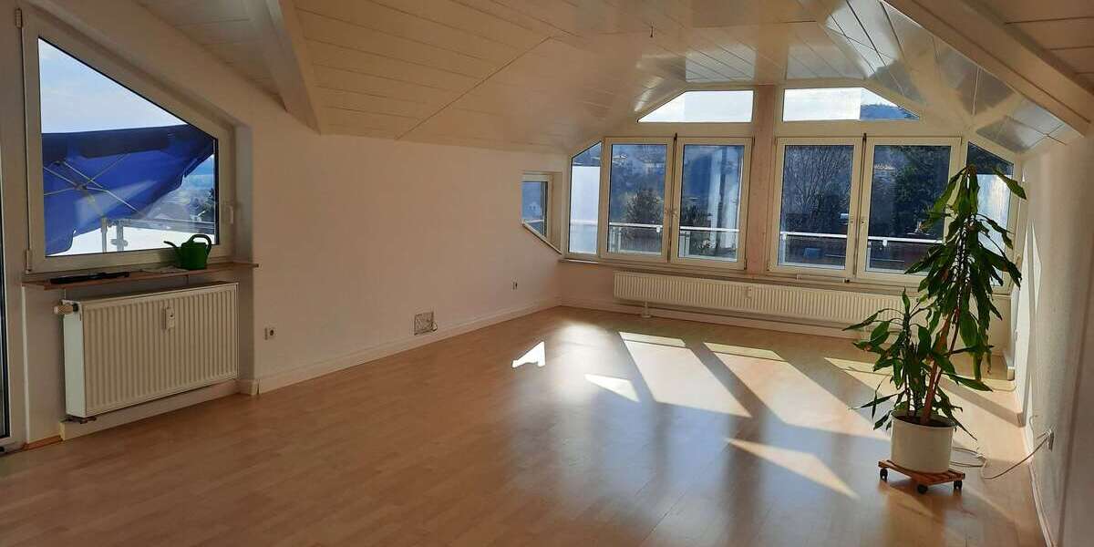 Etagenwohnung Neckargemünd - 3.5 Zimmer, 94 m&sup2;, 235.000&euro; | Angebot:25908236