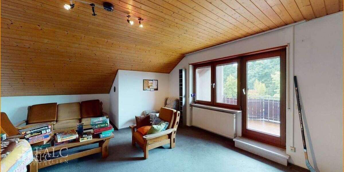 Mehrfamilienhaus, Wohnhaus Wiesloch / Baiertal Baiertal - 9 Zimmer, 351 m&sup2;, 799.000&euro; | Angebot:25390604