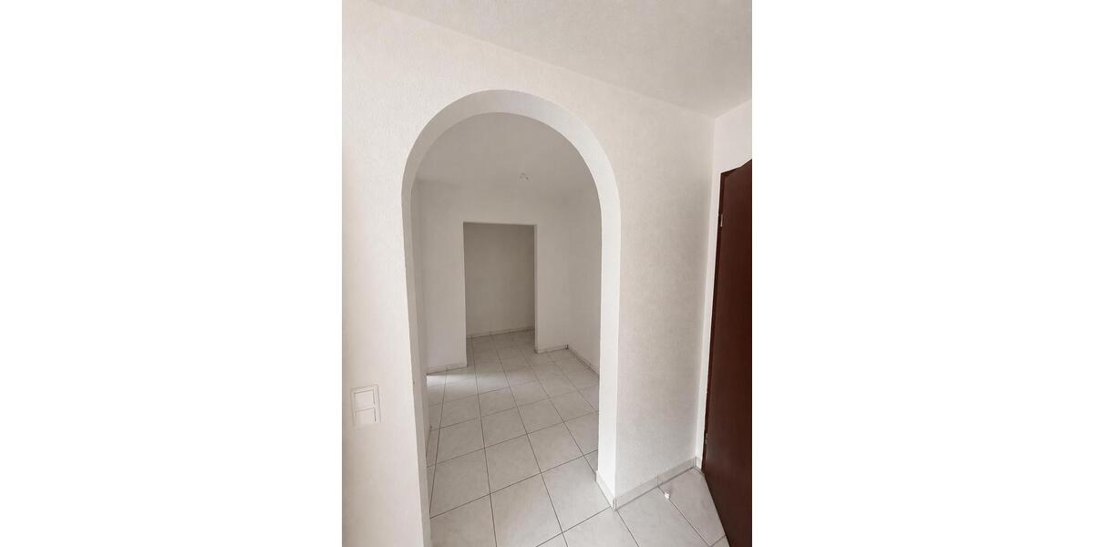 Etagenwohnung Forst - 2 Zimmer, 65 m&sup2;, 850&euro; | Angebot:26593057