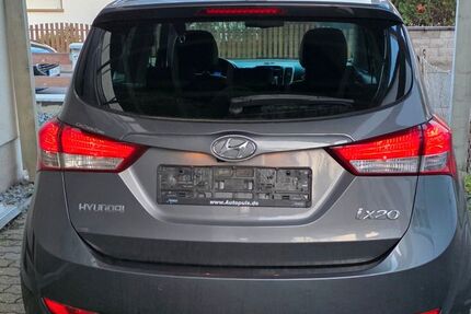 Hyundai ix20 89.000 km 5.900 &euro; Hockenheim 68766