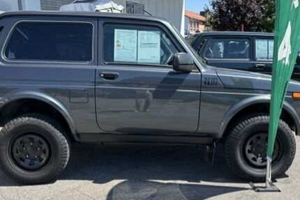 Lada Niva 26.450 km 15.800 &euro; Oberzent-Gammelsbach 64760