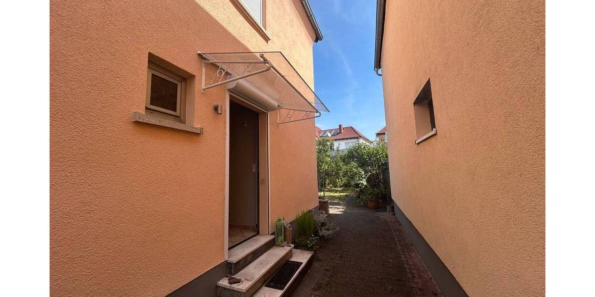 Einfamilienhaus Lampertheim - 3 Zimmer, 95 m&sup2;, 470.000&euro; | Angebot:26741395