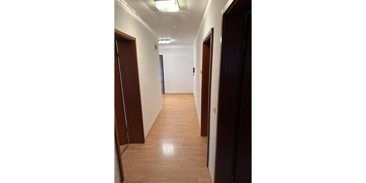 Erdgeschoßwohnung Eberbach - 3 Zimmer, 87 m&sup2;, 950&euro; | Angebot:25282562