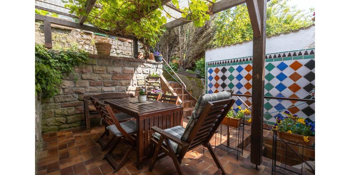 Reihenhaus Eberbach - 7 Zimmer, 165 m&sup2;, 260.000&euro; | Angebot:26701160