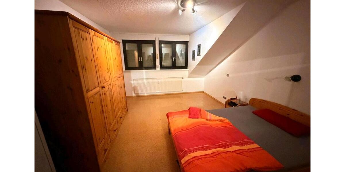 Dachgeschoßwohnung Dannstadt-Schauernheim Schauernheim - 3 Zimmer, 83 m&sup2;, 750&euro; | Angebot:26385769