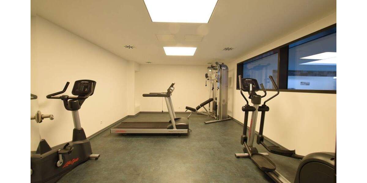 Etagenwohnung Ludwigshafen Süd - 4 Zimmer, 181 m&sup2;, 2.738&euro; | Angebot:24972261