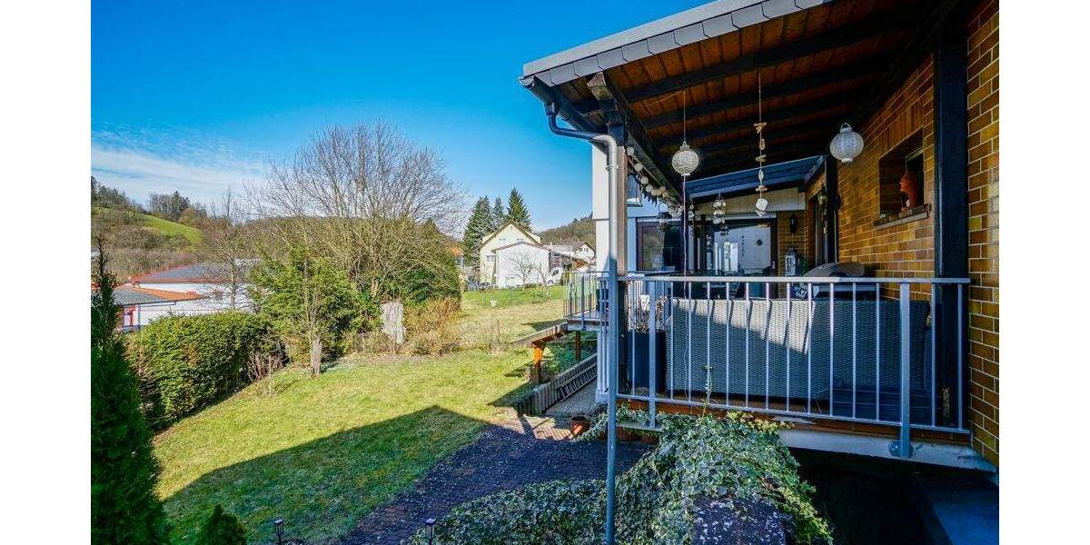 Mehrfamilienhaus, Wohnhaus Wald-Michelbach / Aschbach Aschbach - 6 Zimmer, 249 m&sup2;, 295.000&euro; | Angebot:25908763
