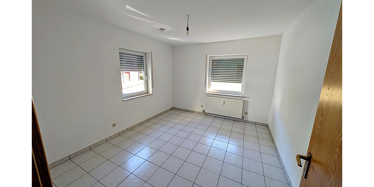 Dreifamilienhaus ohne Renovierungsstau - Mehrfamilienhaus, Wohnhaus Schönau Altneudorf | Angebot:26745399
