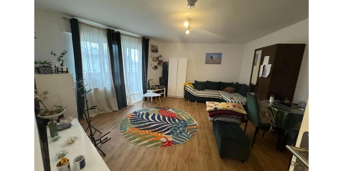 Etagenwohnung Ludwigshafen am Rhein Ludwigshafen-Hemshof - 1 Zimmer, 40 m&sup2;, 440&euro; | Angebot:24851968