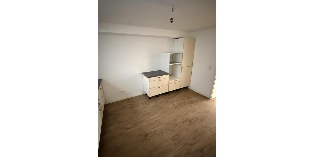 Schöne 3 Zimmer Wohnung mit Terasse und Garten in Limburgerhof 3 zimmer