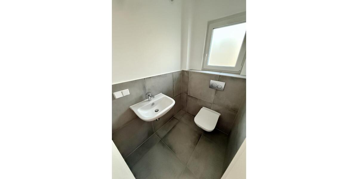 Reihenhaus Sinsheim - 6 Zimmer, 155 m&sup2;, 1.850&euro; | Angebot:24811528