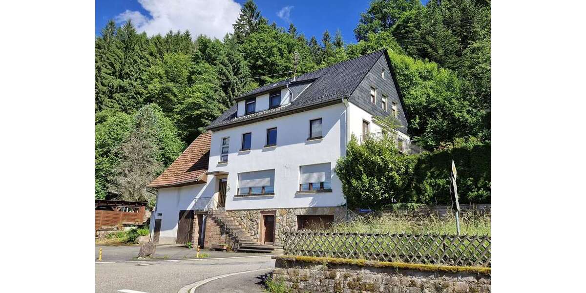 Einfamilienhaus Eberbach (Friedrichsdorf) - 11 Zimmer, 280 m&sup2;, 320.000&euro; | Angebot:26882231