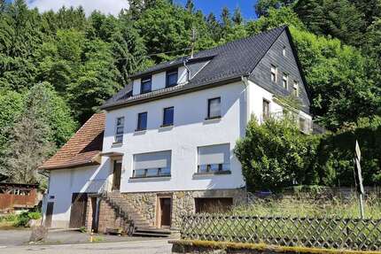Haus Eberbach (Friedrichsdorf) - 11 Zimmer, 280 m&sup2;, 320.000&euro; | Angebot:26882231