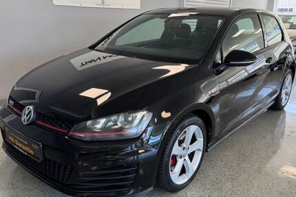 VW Golf 114.242 km 12.690 &euro; Reilingen 68799