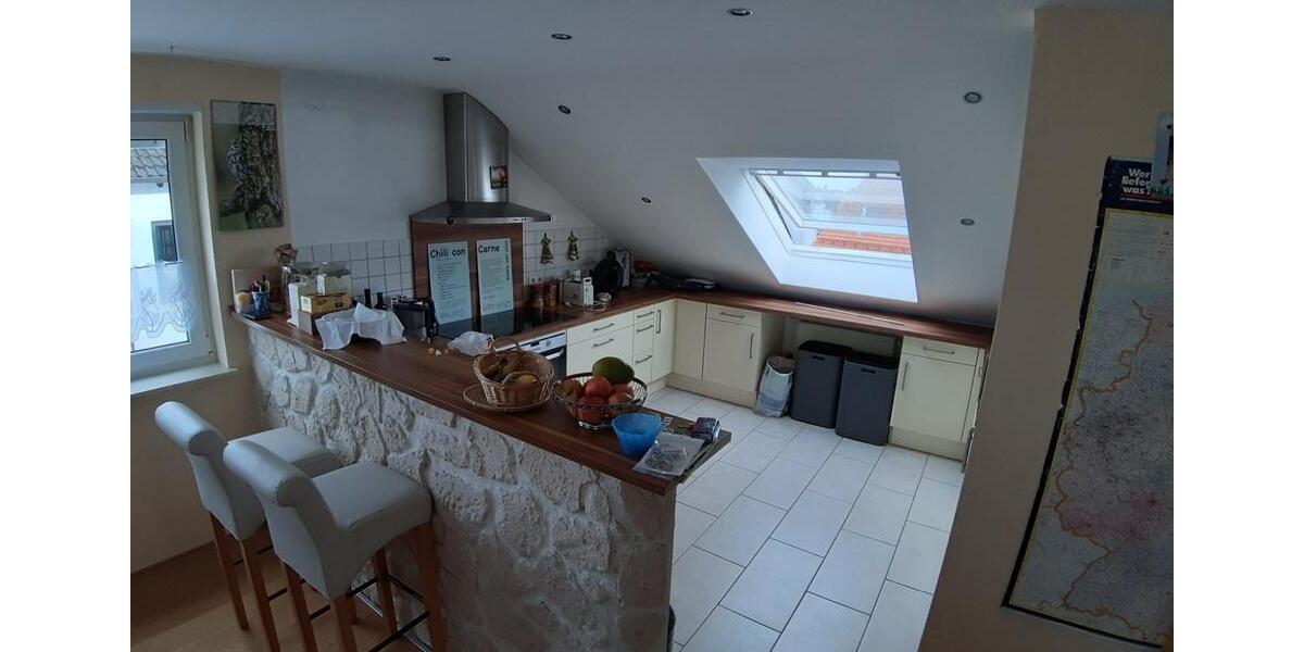 Lichtdurchflutete 3-R-Wohnung v.privat - provisionsfrei 3 zimmer