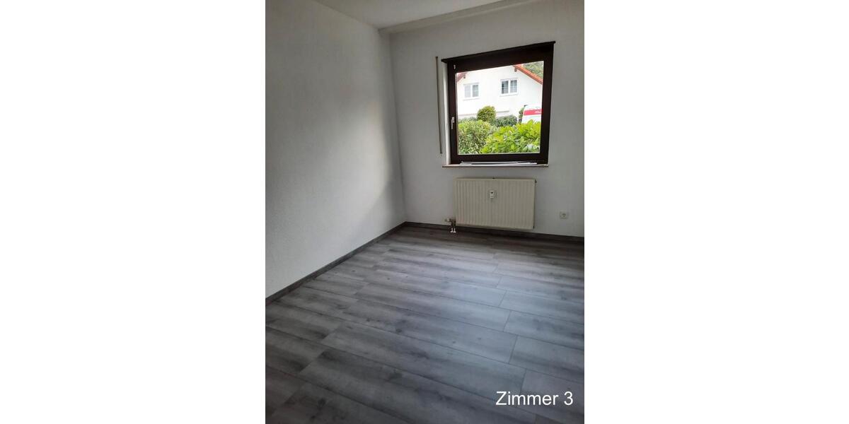 Erdgeschoßwohnung Ludwigshafen am Rhein Ludwigshafen-Oggersheim - 3 Zimmer, 81 m&sup2;, 249.000&euro; | Angebot:27122028