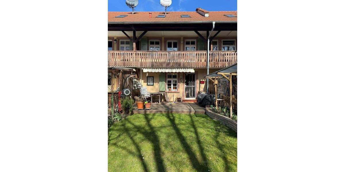 Charmantes Altbau-Reihenhaus 3 zimmer