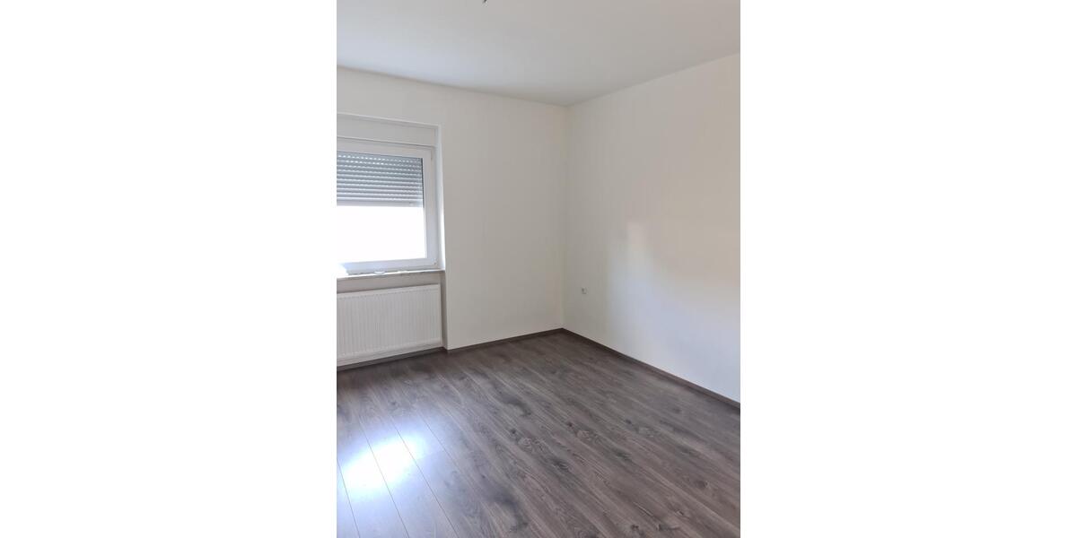 Erdgeschoßwohnung Ludwigshafen am Rhein Ludwigshafen-Oggersheim - 1 Zimmer, 58 m&sup2;, 850&euro; | Angebot:26341520