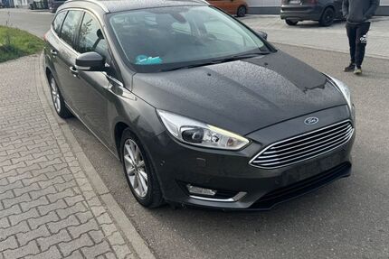 Ford Focus 120.000 km 9.900 &euro; Ludwigshafen/Altrip 67122
