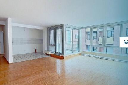 Große 2-Zimmer-Wohnung mit BALKON und BADEWANNE in Altstadtnähe 2 zimmer