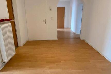 Wohnung Lampertheim - 5 Zimmer, 130 m&sup2;, 1.225&euro; | Angebot:26528265