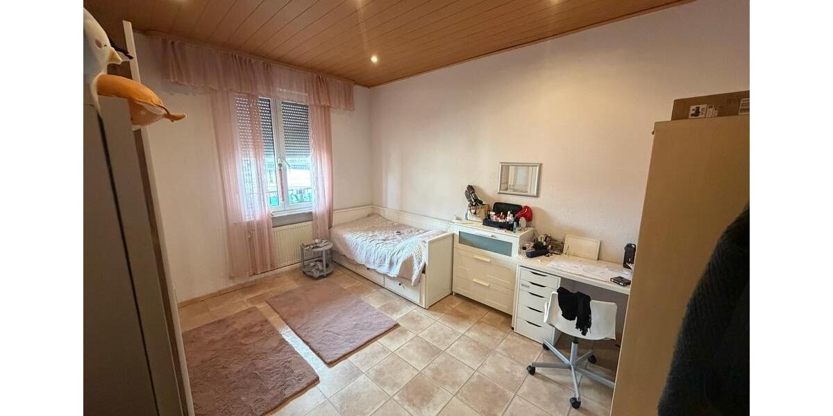 Etagenwohnung Frankenthal (Pfalz) - 5 Zimmer, 170 m&sup2;, 320.000&euro; | Angebot:26912421