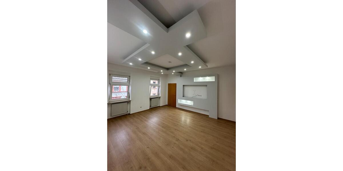 Etagenwohnung Ludwigshafen am Rhein Ludwigshafen-Hemshof - 3 Zimmer, 85 m&sup2;, 1.350&euro; | Angebot:25931542