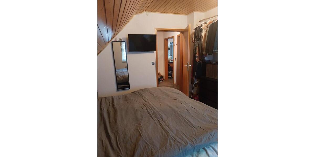 Etagenwohnung Lampertheim - 4 Zimmer, 105 m&sup2;, 1.250&euro; | Angebot:26268518