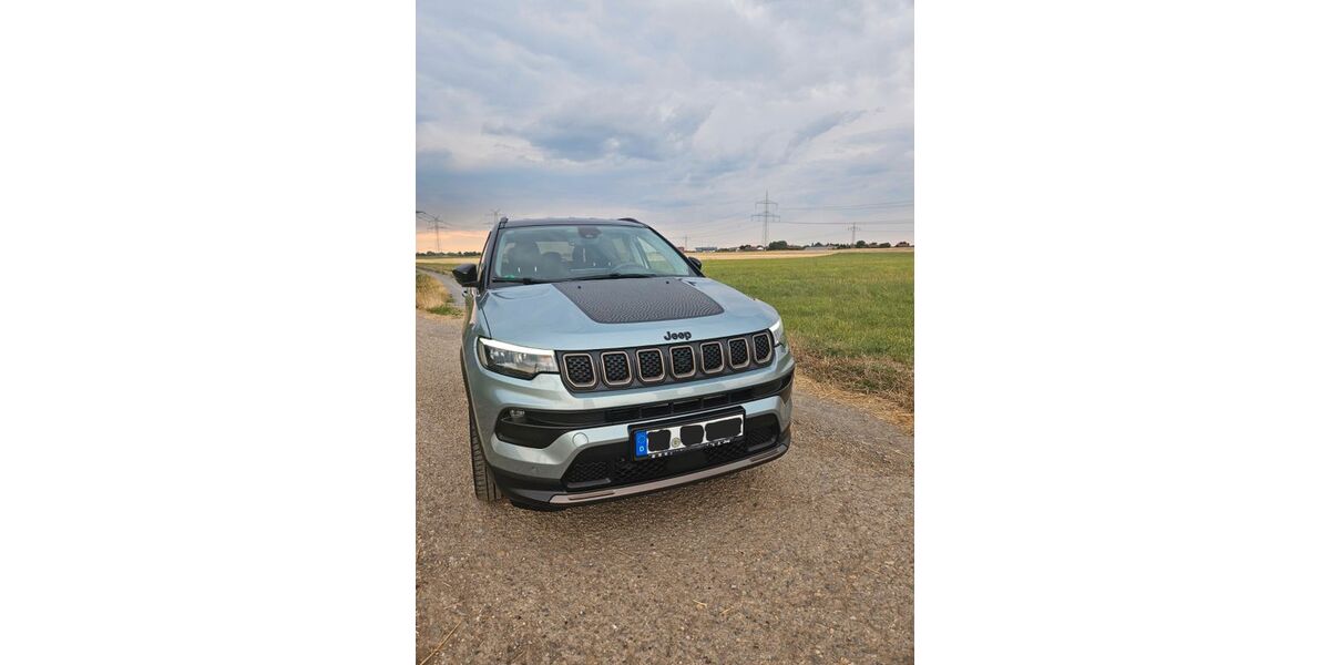 Jeep Compass 65.000 km 21.500 &euro; Hockenheim 68766