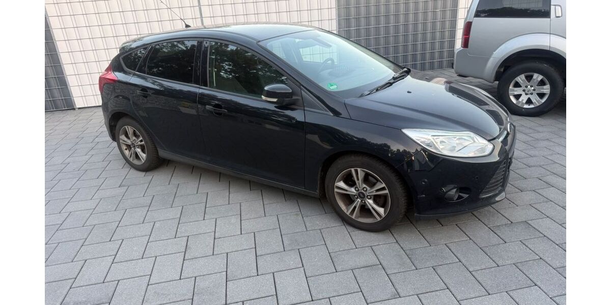 Ford Focus 183.000 km 1.950 &euro; Speyer 67346