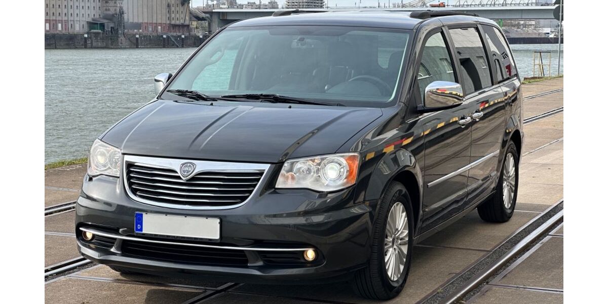 Lancia Voyager 95.000 km 19.000 &euro; Mannheim I Baden-Württemberg 68169
