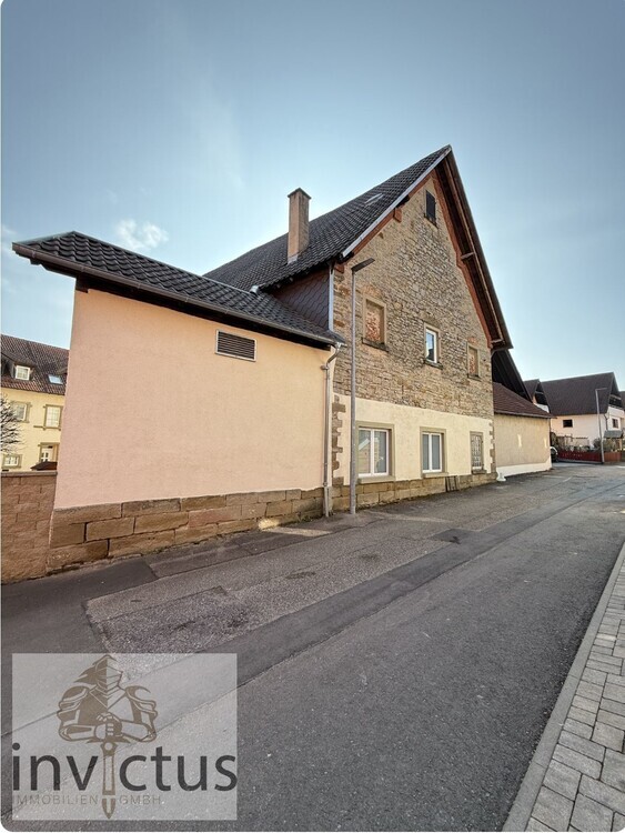 Solide vermietetes (1.678EUR kalt) Zweifamilienhaus mit modernem Komfort im Herzen von Ittlingen 4.5 zimmer