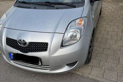 Toyota Yaris 117.000 km 3.400 &euro; Hirschberg 69493