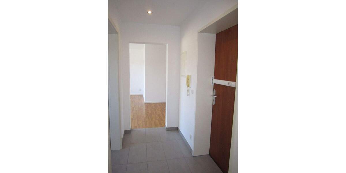 Etagenwohnung Ludwigshafen am Rhein Süd - 3 Zimmer, 102 m&sup2;, 179.000&euro; | Angebot:24334055