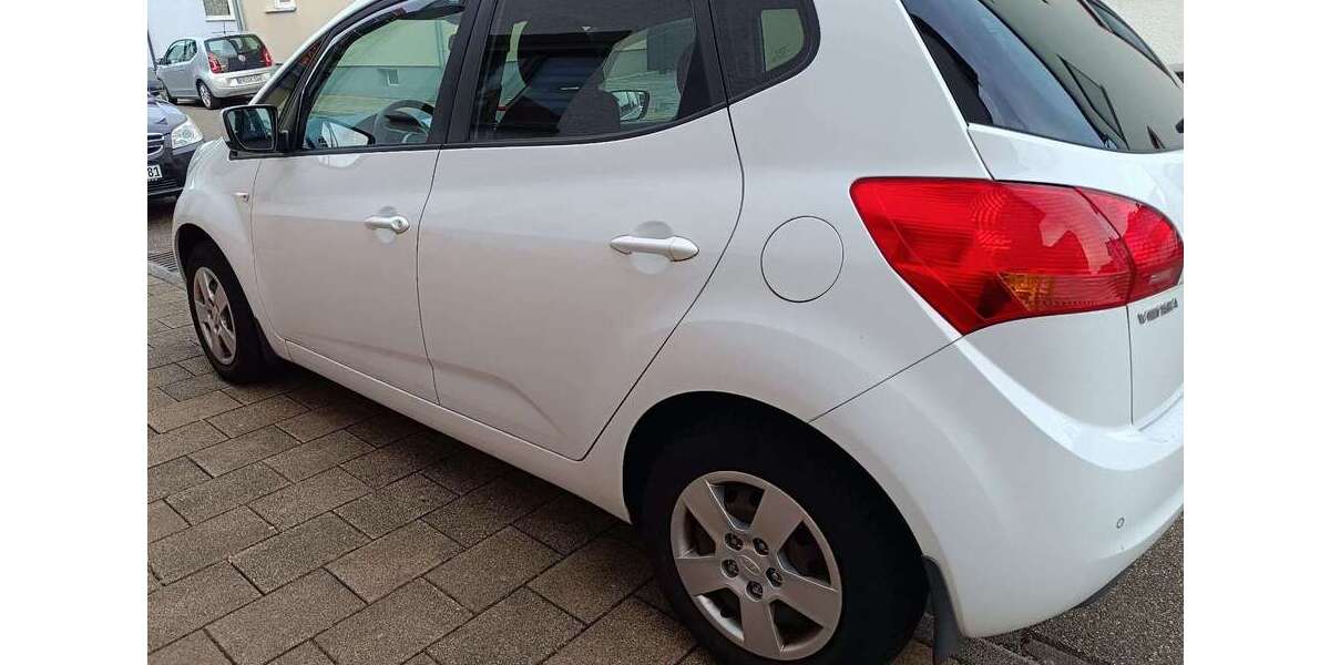 Kia Venga 97.800 km 4.500 &euro; Rot (St. Leon-Rot) 68789
