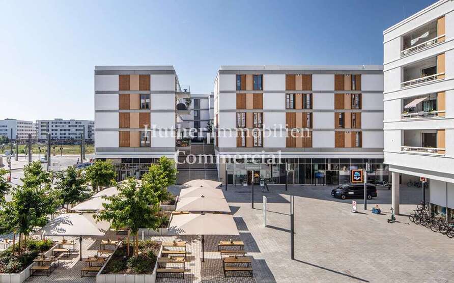 Einzelhandel in Heidelberg 7.845,78 € 427.33 m²