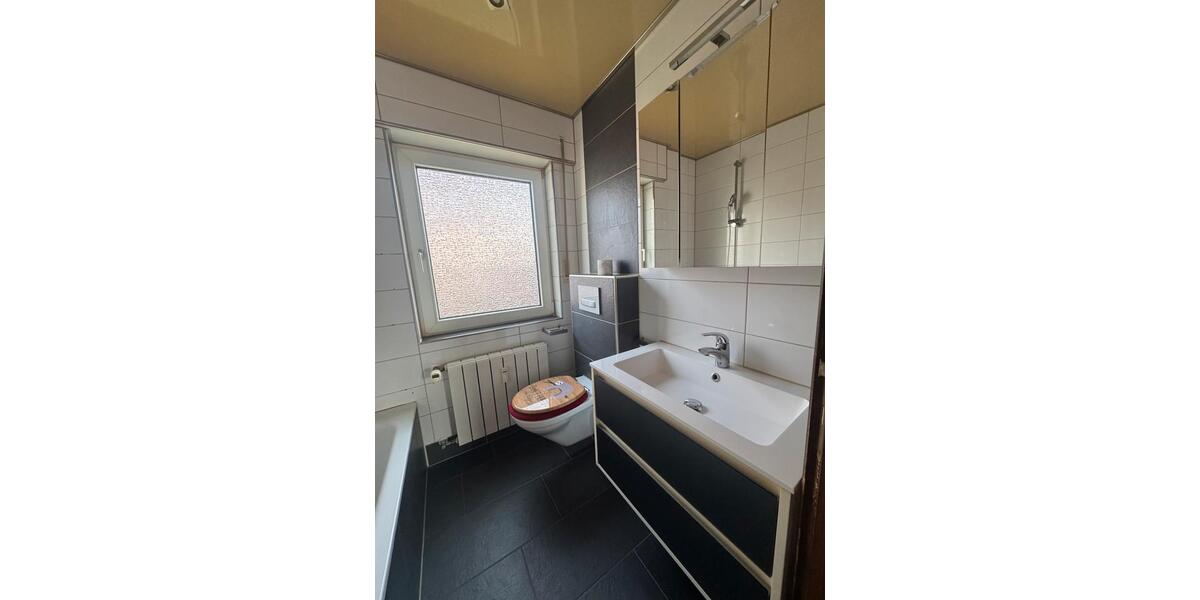 Doppelhaushälfte Dannstadt-Schauernheim Schauernheim - 8 Zimmer, 200 m&sup2;, 2.340&euro; | Angebot:25364906