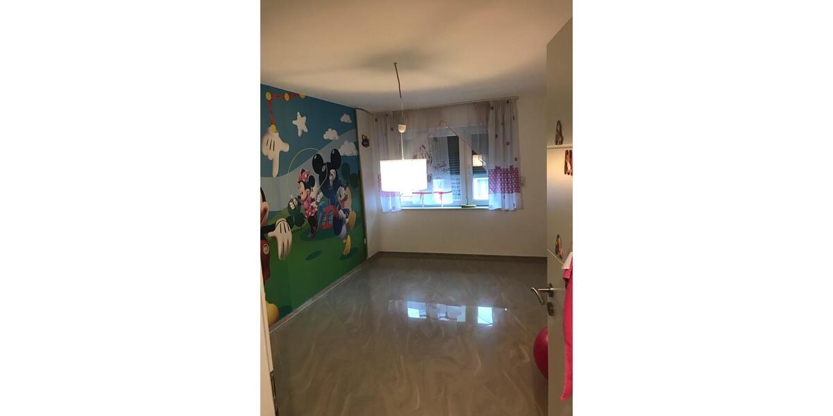 Dachgeschoßwohnung Ludwigshafen am Rhein Ludwigshafen-Hemshof - 3 Zimmer, 95 m&sup2;, 1.120&euro; | Angebot:25370021