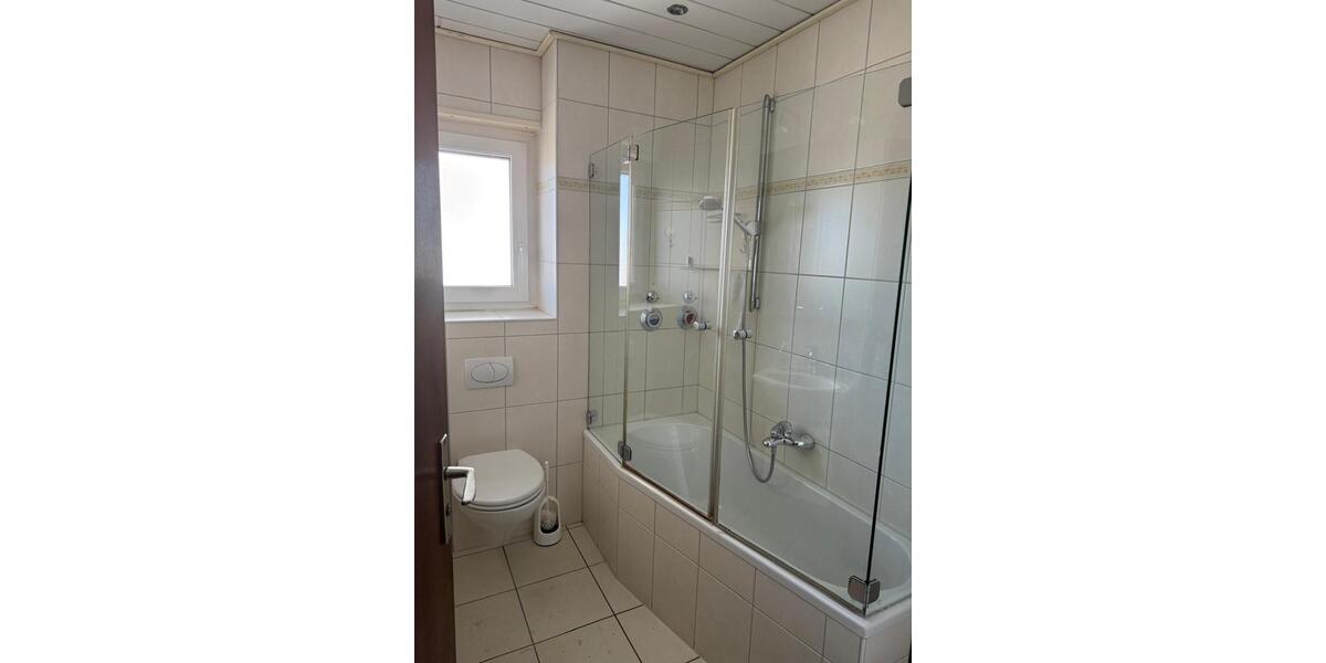 Etagenwohnung Edingen-Neckarhausen Neu-Edingen - 3 Zimmer, 80 m&sup2;, 240.000&euro; | Angebot:27113680