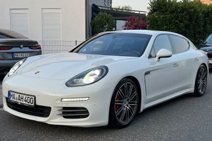 Porsche Panamera 192.000 km 31.900 € Mannheim 68259
