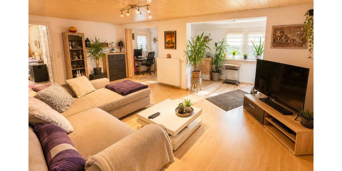Einfamilienhaus Sinsheim / Waldangelloch Waldangelloch - 9 Zimmer, 249 m&sup2;, 299.000&euro; | Angebot:26862718