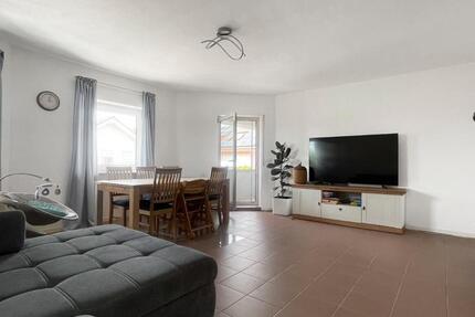 Wohnung Ubstadt-Weiher Weiher - 3 Zimmer, 80 m&sup2;, 950&euro; | Angebot:26185031