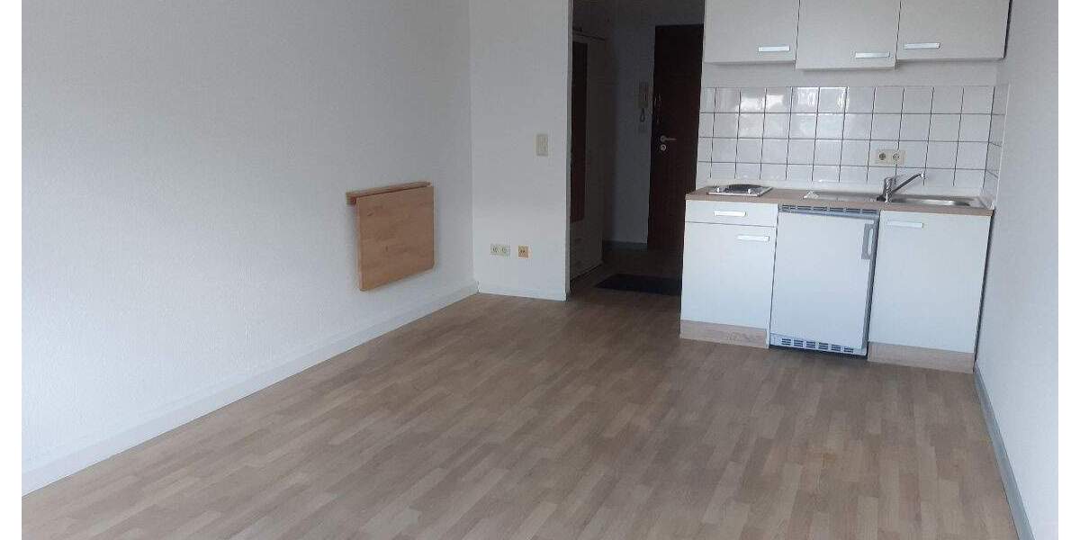 MA-Almenhof: Kleines teilmöbliertes Appartement sucht neuen Mieter 1 zimmer