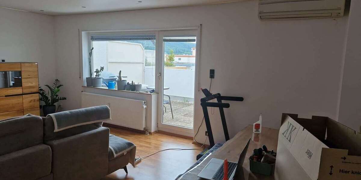 Etagenwohnung Leimen St. Ilgen - 3 Zimmer, 109 m&sup2;, 1.100&euro; | Angebot:26883790