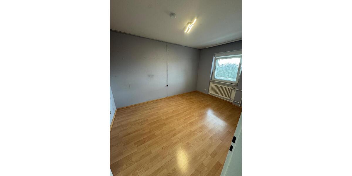 Etagenwohnung Ludwigshafen am Rhein Ludwigshafen-Oggersheim - 3 Zimmer, 73 m&sup2;, 240.000&euro; | Angebot:25900509
