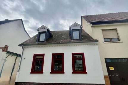 Haus zum Mieten in Mannheim 1.400 € 102.06 m² 4 zimmer