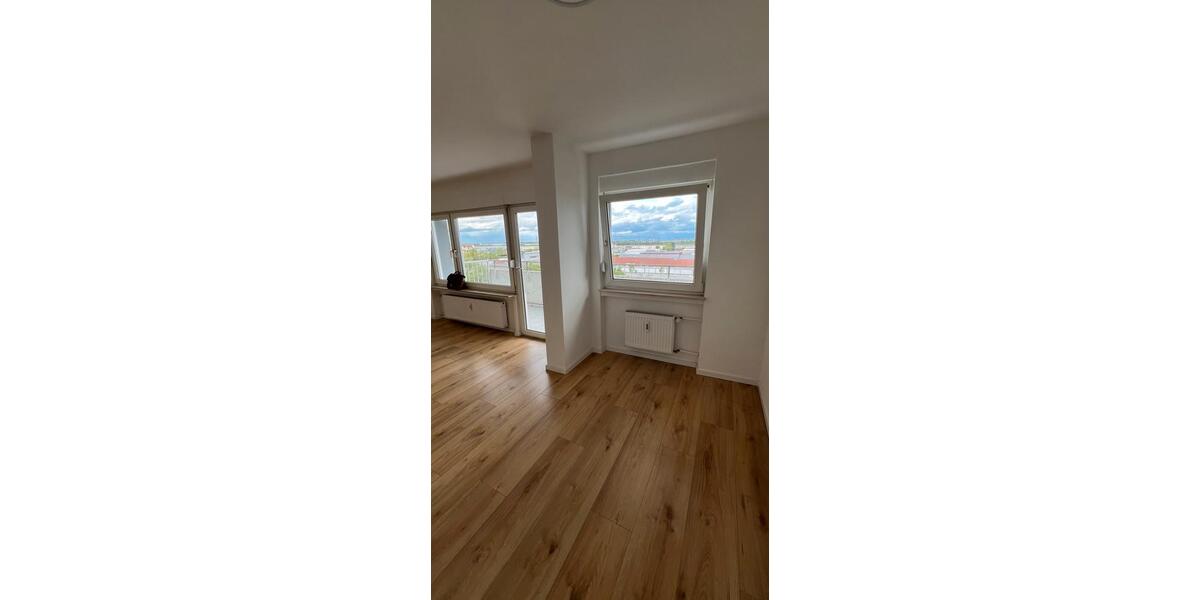 *Provisionsfrei* Wohnung in Limburgerhof mit Balkon 2 zimmer