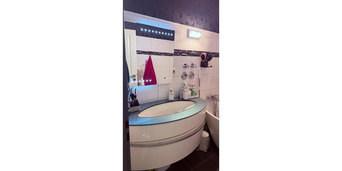 Etagenwohnung Frankenthal (Pfalz) - 2 Zimmer, 72 m&sup2;, 185.000&euro; | Angebot:25343445